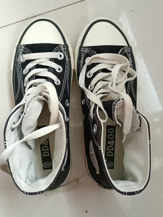 38码高帮帆布鞋，13.9元不包邮