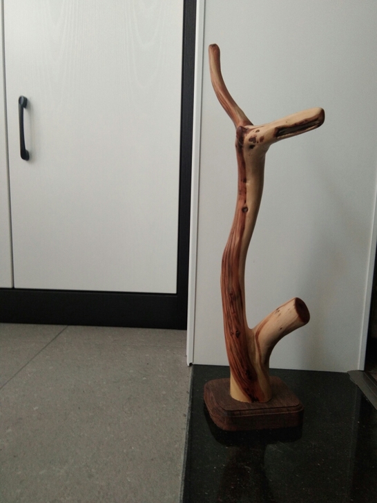 闲置太行涯柏双色摆件便宜出感兴趣的话给我留...