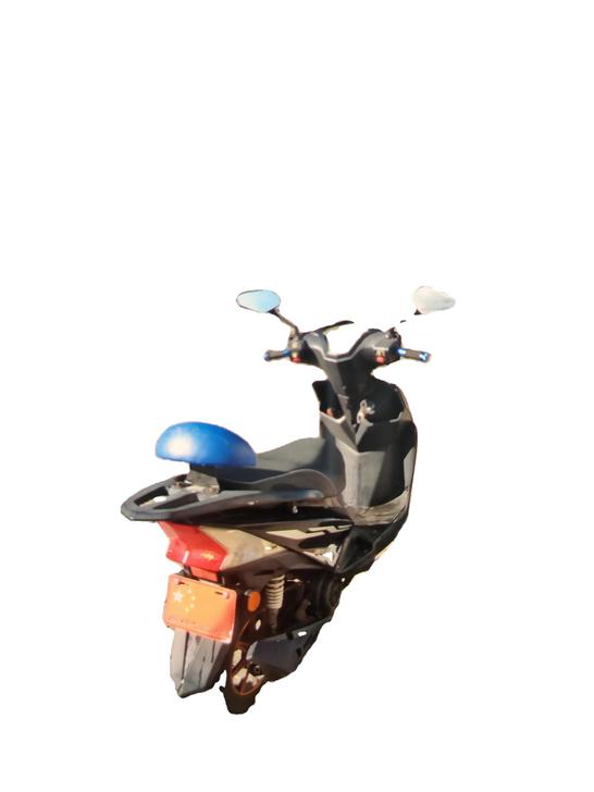 燃油助力车，九层新，手续全。因换四个轮子滴...