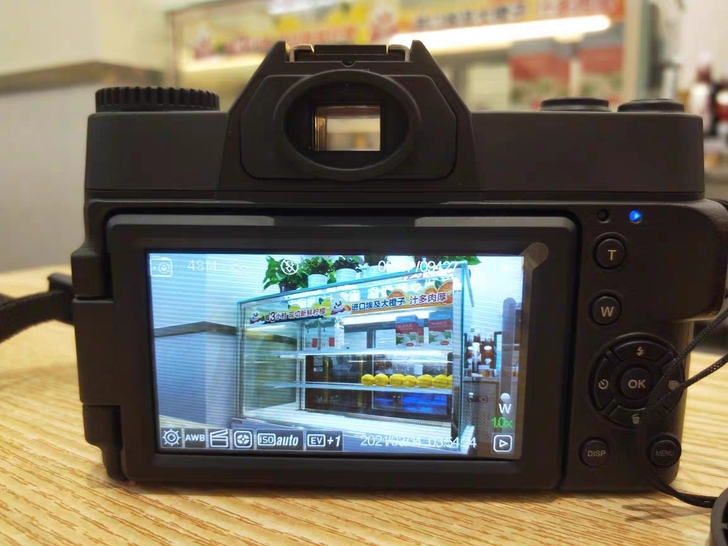 记录生活记录你，九成新，可小刀，可直接把照...