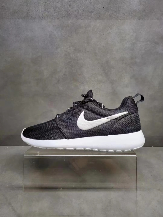 二手［正品中古］36.5码  8/5 耐克...