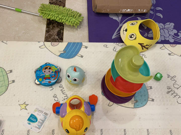 闲置玩具，珠海湾仔码头自提。谢谢！