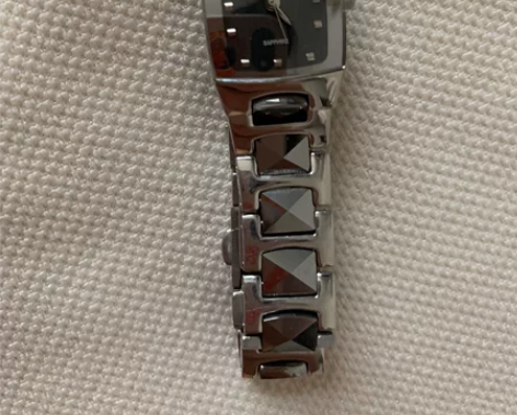 罗西尼石英女表 有轻微使用痕迹，商场专柜购...