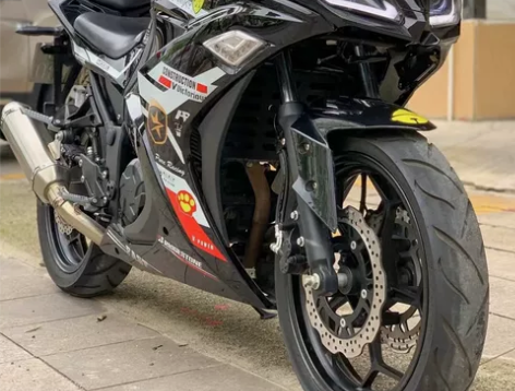 小忍者摩托车跑车趴赛街车地平线街车公路赛2...