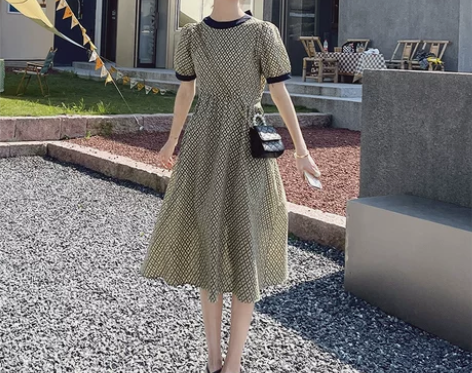 2022夏季新款森系温柔风法式碎花棉麻连衣...