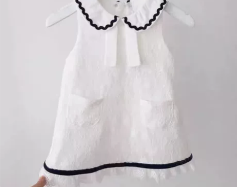 （全新）Tc100码学院风连衣短，尺码偏小...