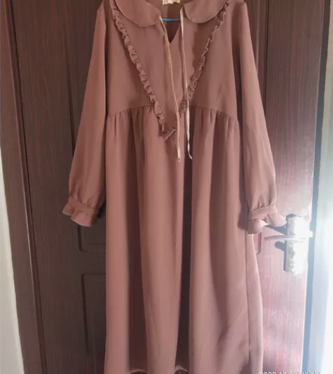 娃娃领连衣裙 穿起来很高挑 公主风 九新 ...