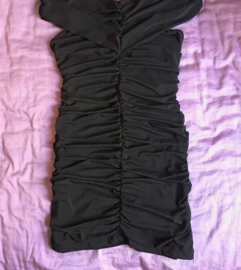 全新 紧身褶皱包臀性感气质连衣裙  夏天薄...