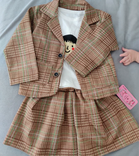 女童裙子三件套学院风非连衣裙，三件套是独立...