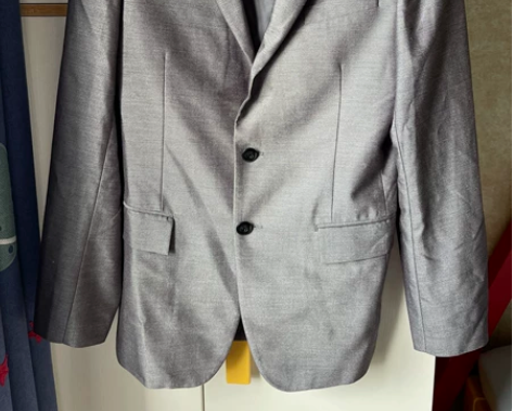 男士西服上衣 肩宽42 衣长71 胸围10...