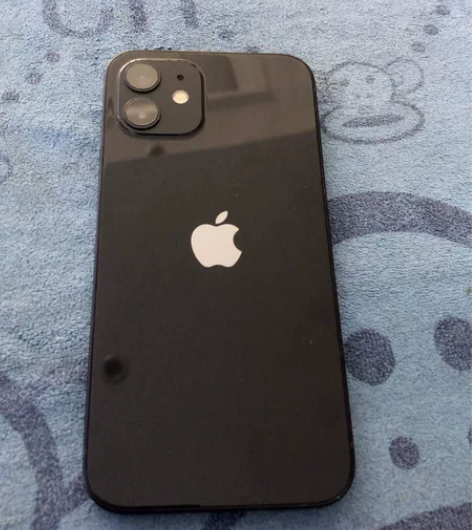 苹果12黑色128g过保修，售价3399讲...