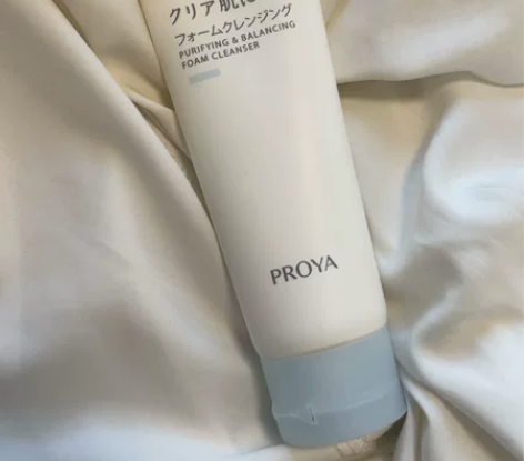 珀莱雅小云朵洁面 保质期到24年3月 朋友...