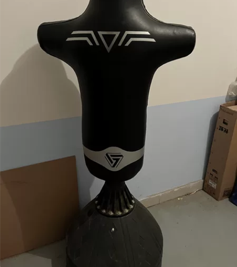 拳击沙袋,爱倍健的,高,1.75米的,买回...