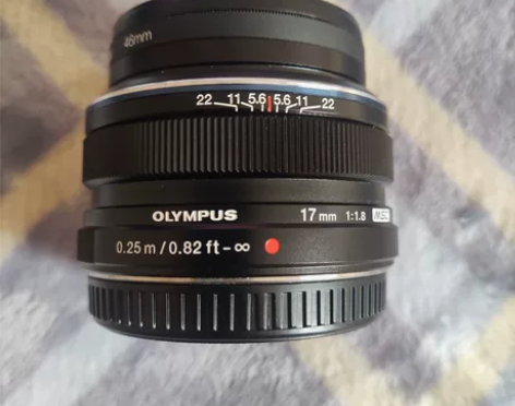 奥林巴斯17mm f1.8 黑色镜头,功...