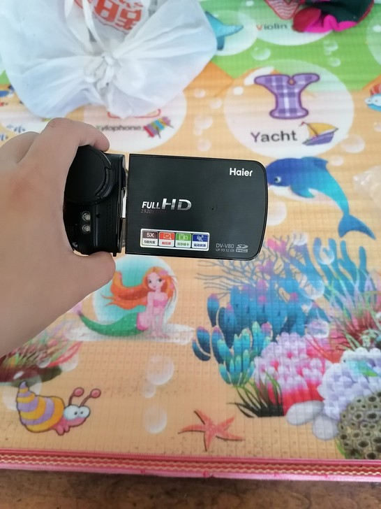 相机,摄录机. DV闲置,就用一次,一直闲...