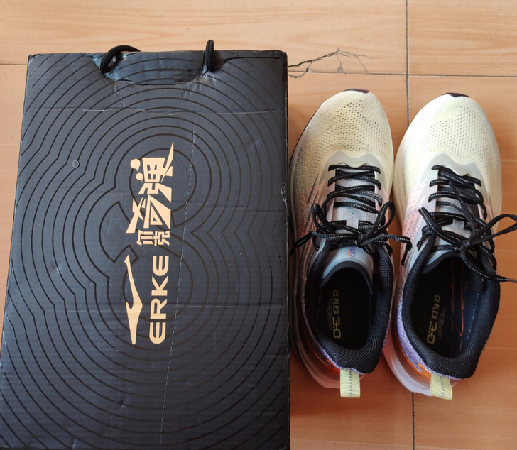 erke/鸿星尔克奇弹3