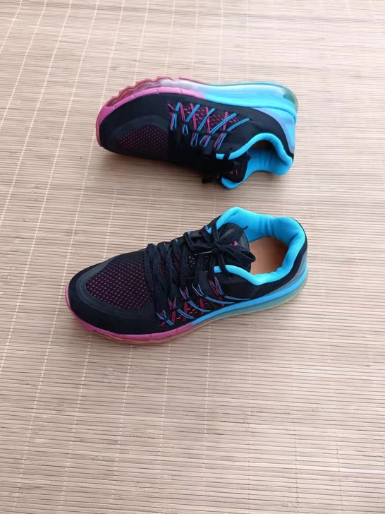 39码 鸿星尔克运动鞋          ...