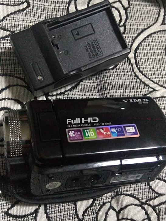 VIMX HDV-1880复古小摄像机。