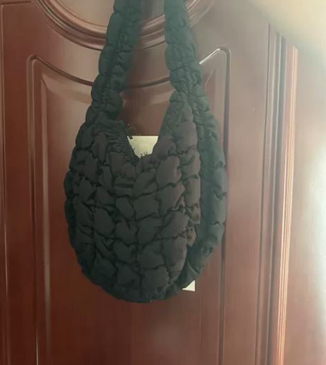 co?s云朵包。小号黑色，买来基本没用过，...