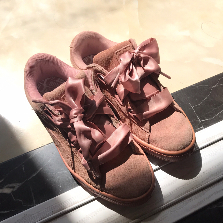 品牌型号 彪马Puma蕾哈娜 蝴蝶节粉丝带...