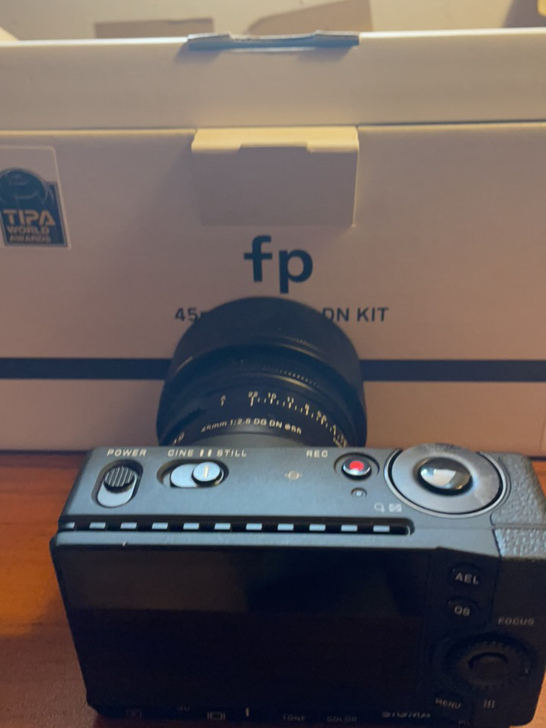 出全新适马FP套机