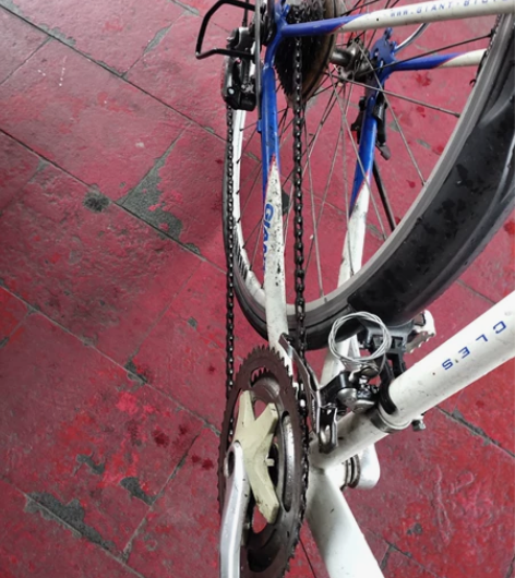 捷安特自行车，城市公路自行车，细胎，特省里...