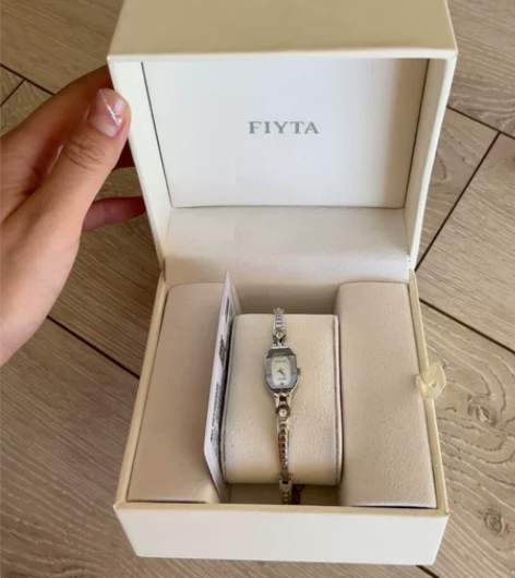 飞亚达手表300包邮 感兴趣的话点“我想要...