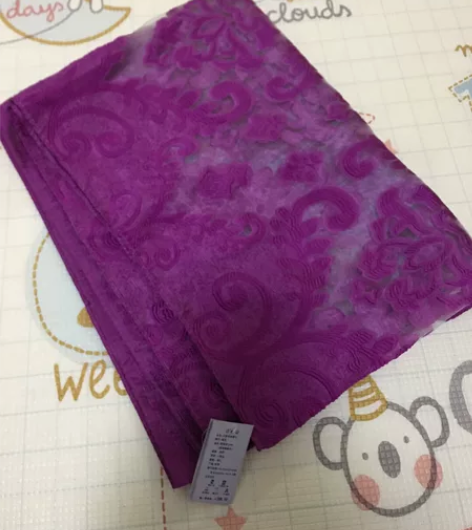 天堂欧根纱绣花丝绸围巾 全新带吊牌，专柜正...