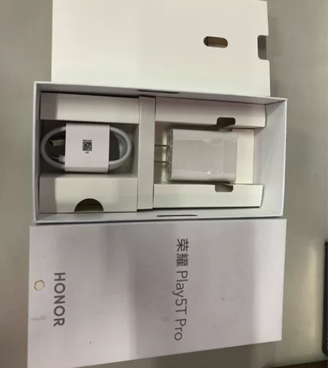 荣耀play5Tpro 包装盒 18W快充...