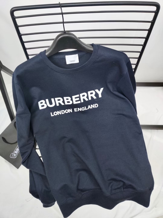 早春新款BUR巴宝莉男女同款 2021年最...