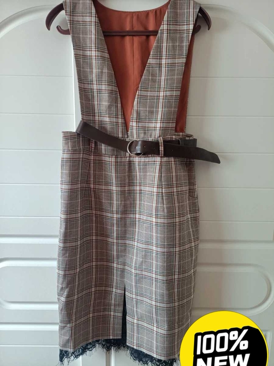 背带裙，全新尺码l不包邮和其他一起包邮，配...