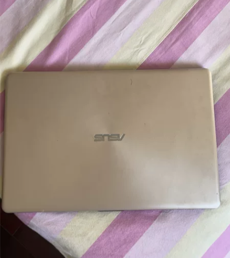 华硕电脑 256固态硬盘1T内存