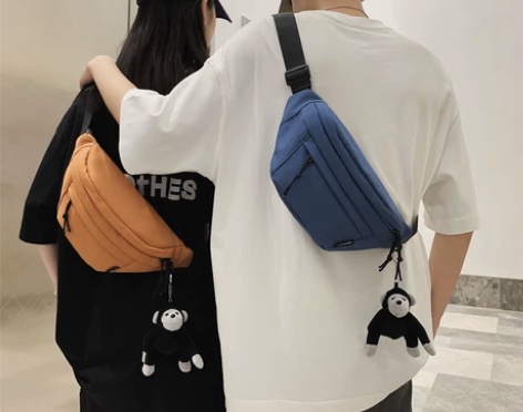 男士胸包潮牌大容量机能工装包日系潮流斜挎包...