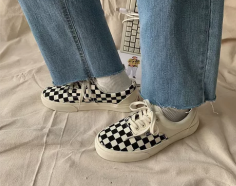 借付邮送帆布鞋女学生韩版复古黑白棋盘格子百...