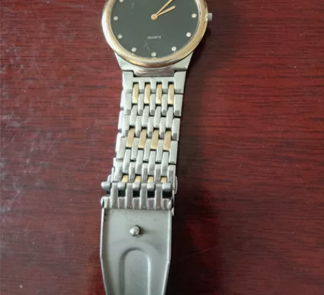 罗西尼超薄手表正常使用的 表盖玻璃换过 二...