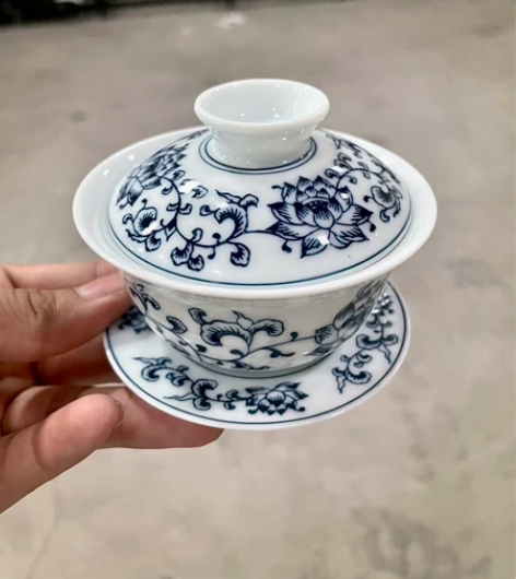 亏本转让一套三才盖碗，青花蓝彩三才盖碗，满...