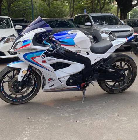 出售个人车 双杠450cc排量宝雕跑车机车...