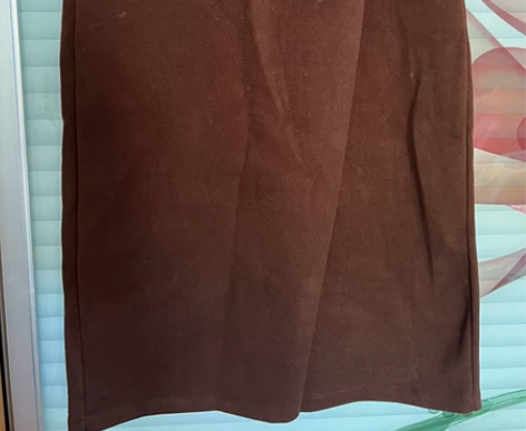 A字裙半身裙秋冬款M码 厚面料，里面不加绒...