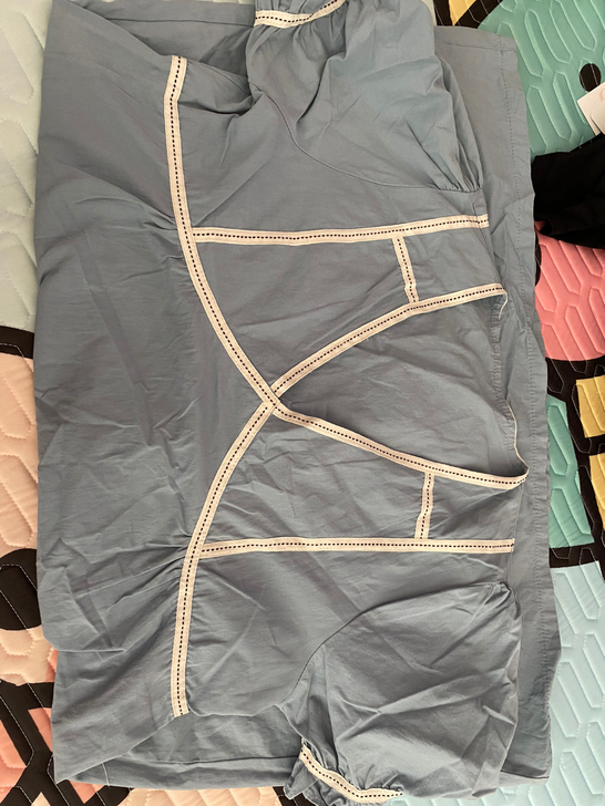 连衣裙很可爱 实体店购入