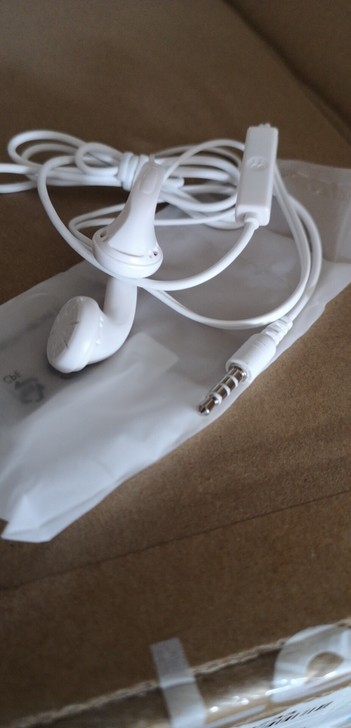 moto原装全新耳机带麦 特价 量大从优