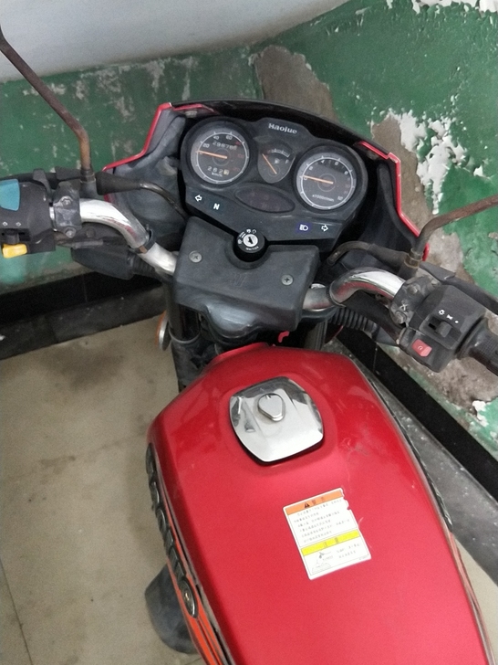 买车卖摩托，豪爵银豹，自提，有需要的可以来...