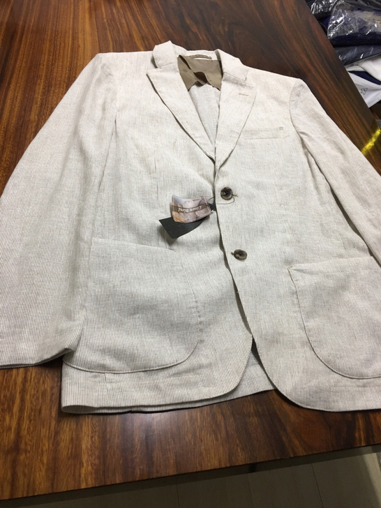 闲置 日本休闲男式棉麻西服，含45% 棉，...