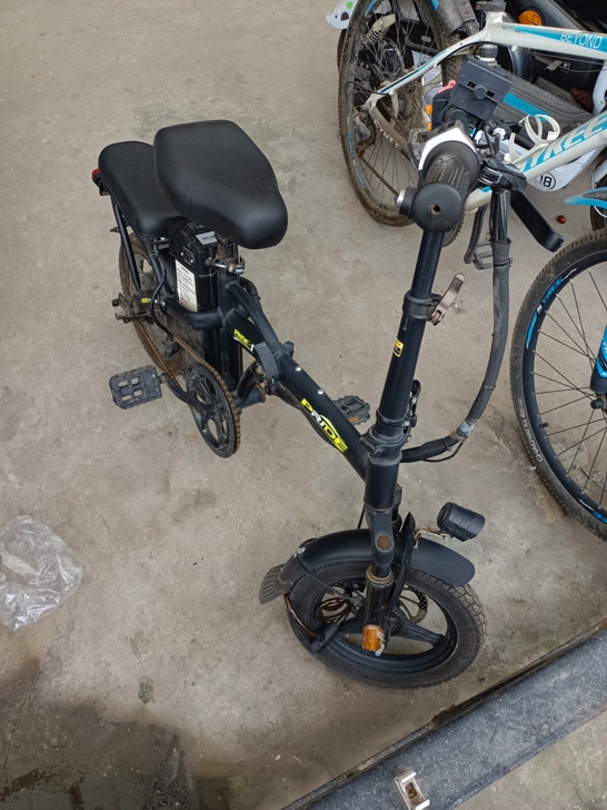 新买的没骑！九成新，  感兴趣的话点##a...