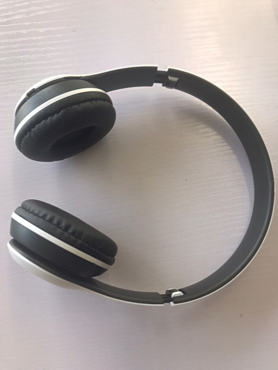 发光蓝牙耳机头戴式重低音