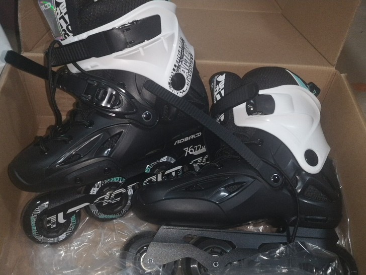 大学报社团买的，当时花了399结果因为没时...