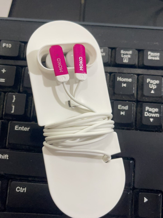 全新处理： 魔蔻 3.5mm插头 入耳式音...