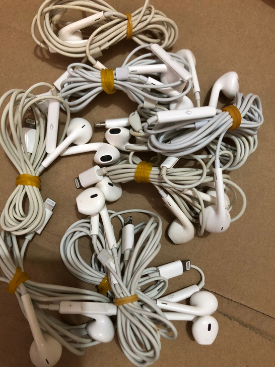 适用于8x耳机 扁口耳机