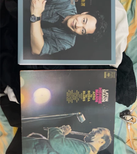 陈奕迅黑胶唱片12寸,两张一块出 感兴趣的...