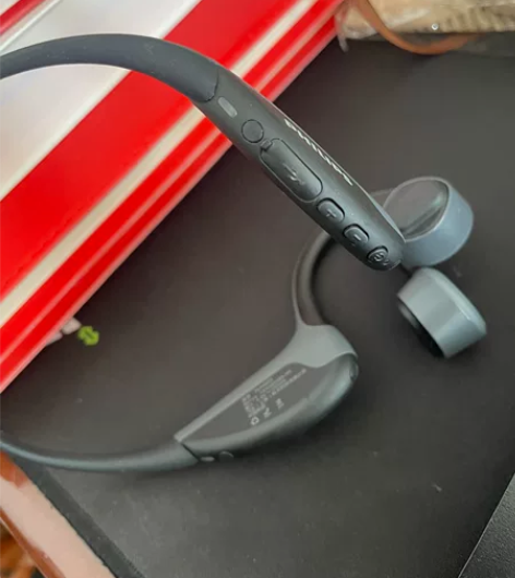 飞利浦骨传导耳机TAN6605,8成新。 感兴趣的话点“我想... 飞利浦骨传导耳机TAN6605,8成新。 感兴趣的话点“我想...