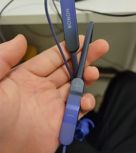 荣耀xsport pro脖挂式蓝牙耳机,成...